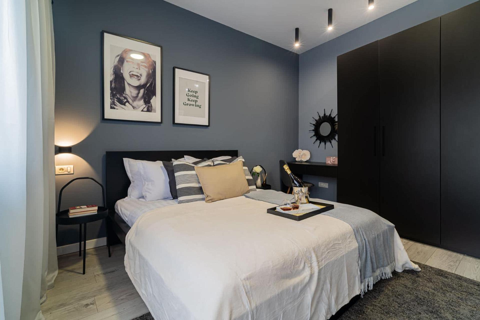 Chic Black & White 2Br Retreat On Dambovitei Bucareste Exterior foto